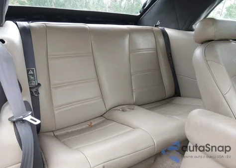 2001 Ford Mustang z USA, uszkodzony, nr VIN 1FAFP44461F162164